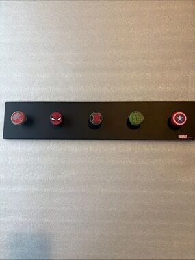 Marvel Black Wall Hook Rack with Red, Green, Blue and Pink Superhero Knobs